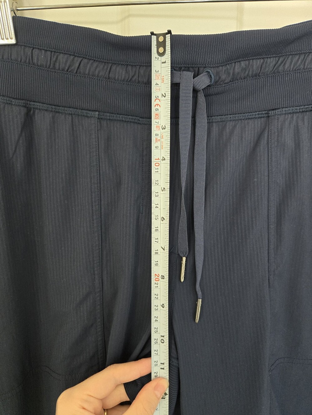 Lululemon Women's Dance Studio Pant III Size 8 Pull-on Drawstring Active Navy - Picture 11 of 12